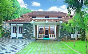 Pearl Beach Bungalow