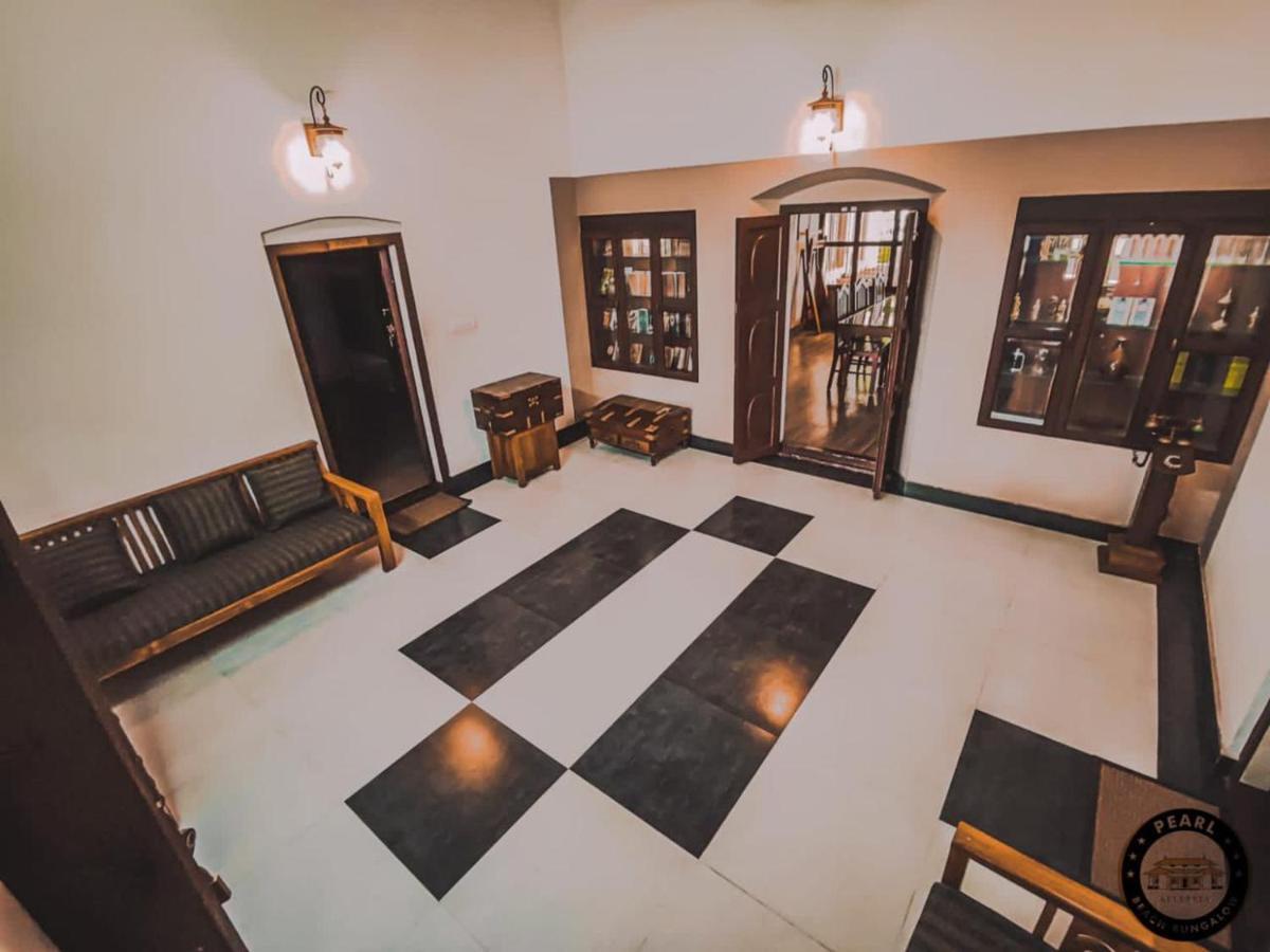 Pearl Beach Bungalow Alappuzha Exterior photo